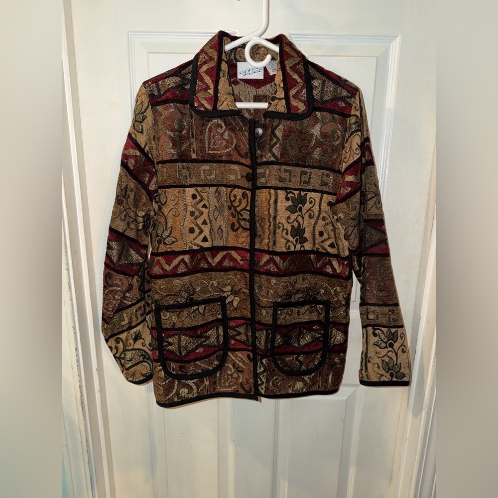 Irvine Park Vintage Tapestry Jacket with Pockets. EUC Size Medium